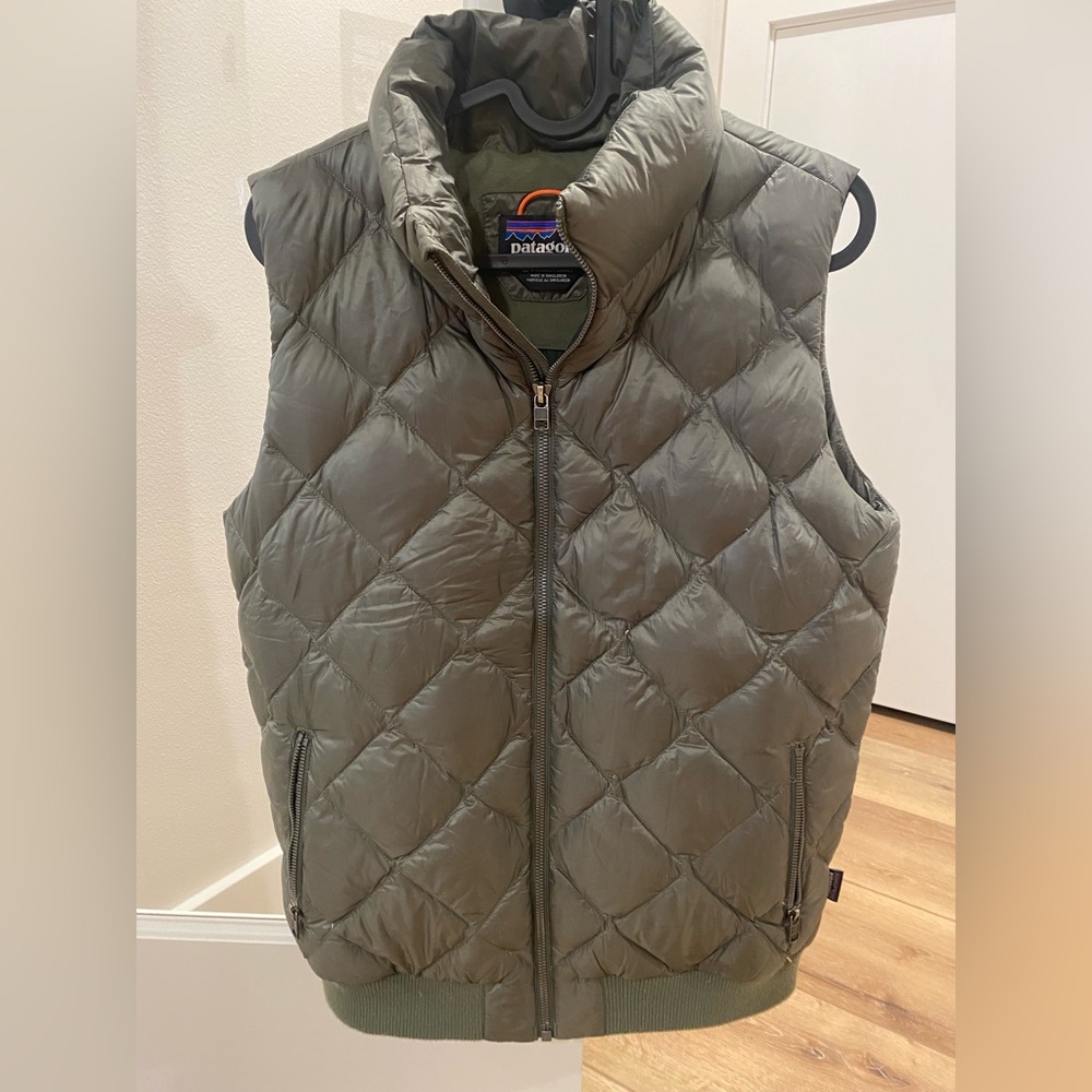 Women’s Patagonia Prow Bomber Down  Vest